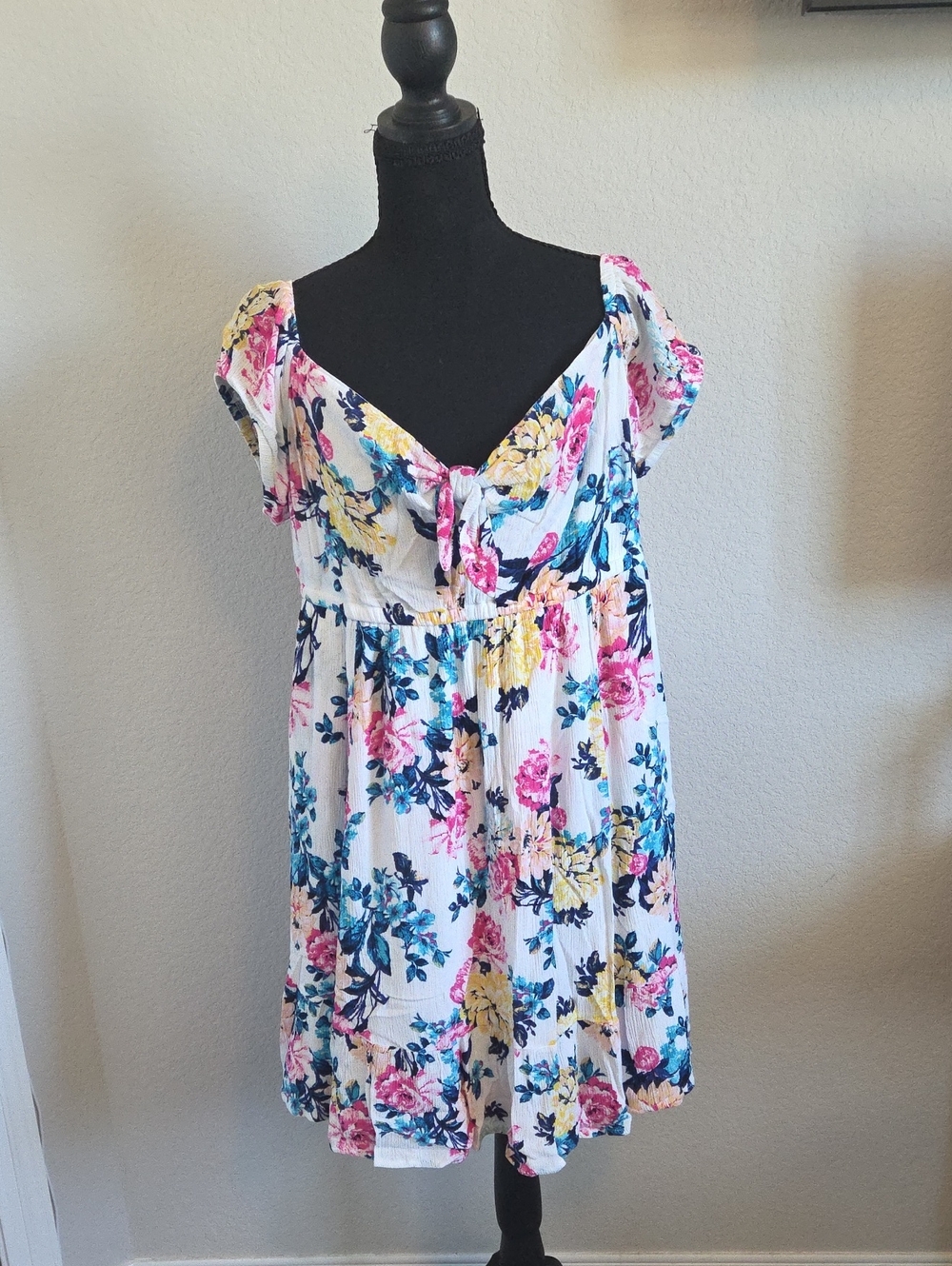 Torrid White Floral Mini Gauze Puff Sleeve Skater Dress Pockets Size 0